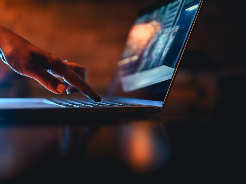 Витік століття: в Мережу злили мільярди паролів з Apple, Google та Facebook