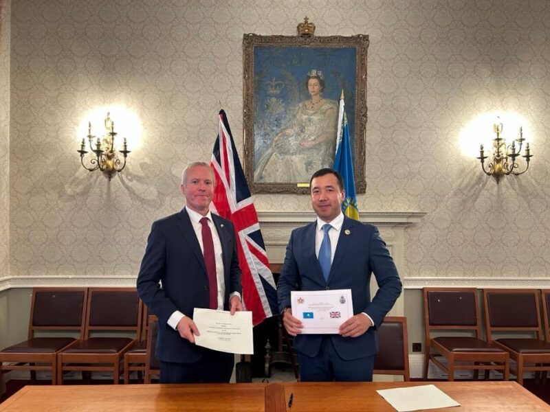 Військові Казахстану навчатимуться у Британії