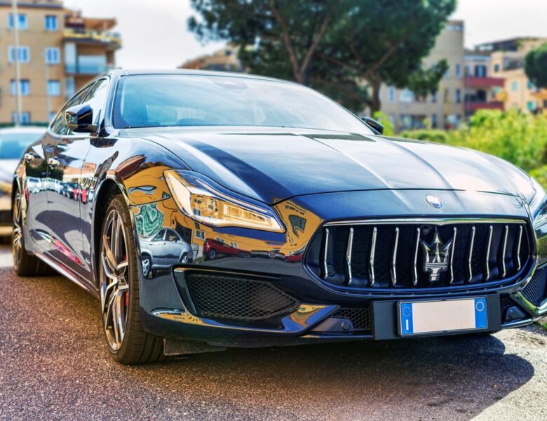 Власники елітних авто сплатили понад 95 млн до бюджету