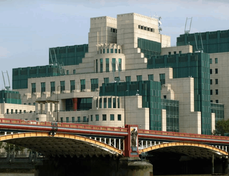 Вперше в історії зовнішню розвідку Великої Британії очолила жінка