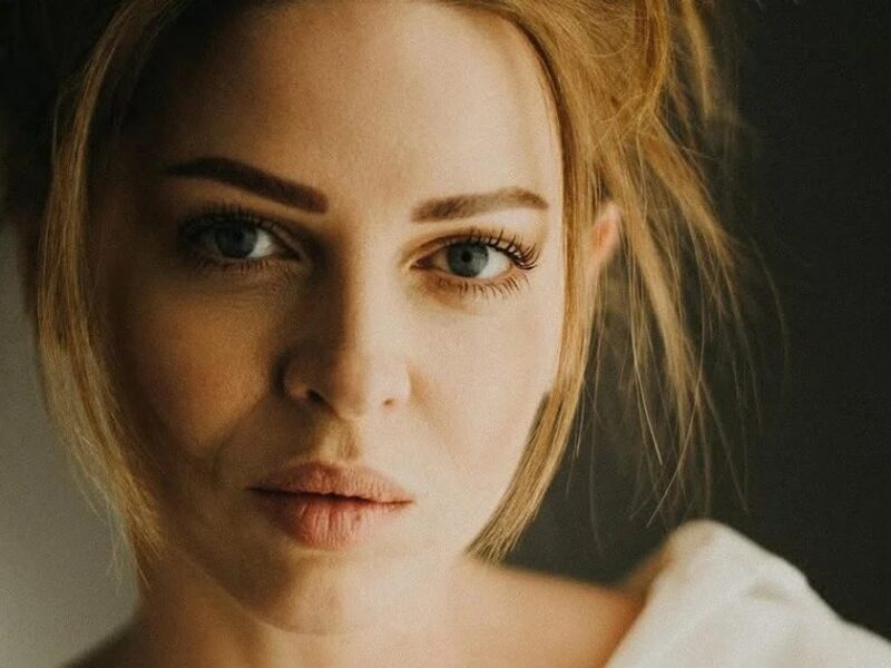 Яна Глущенко після Дизель шоу стала телеведучою