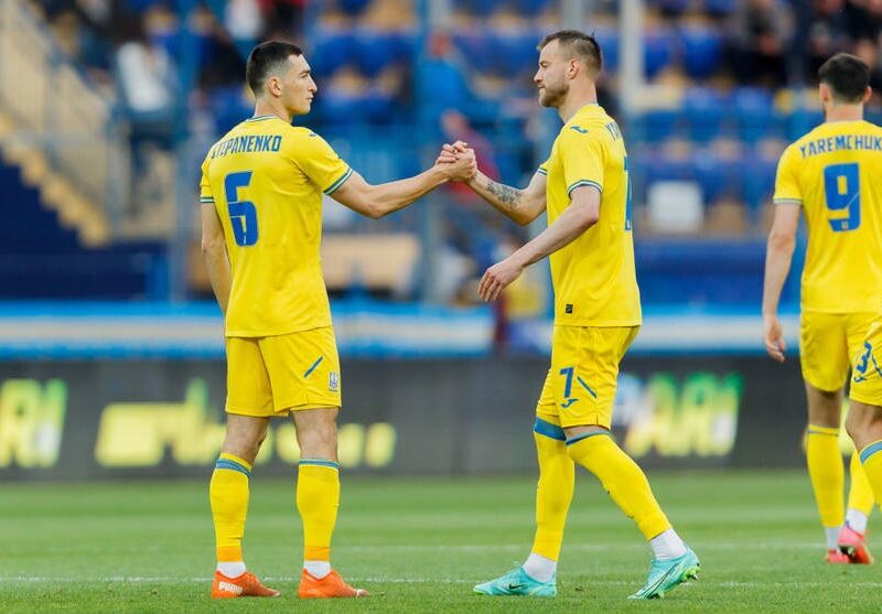 Ярмоленко та Степаненко показали свій веломарафон під час відпустки