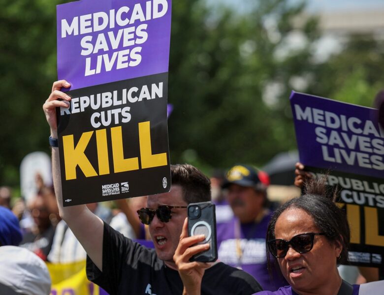 Законопроєкт Трампа залишить 12 млн американців без медстрахування – ЗМІ