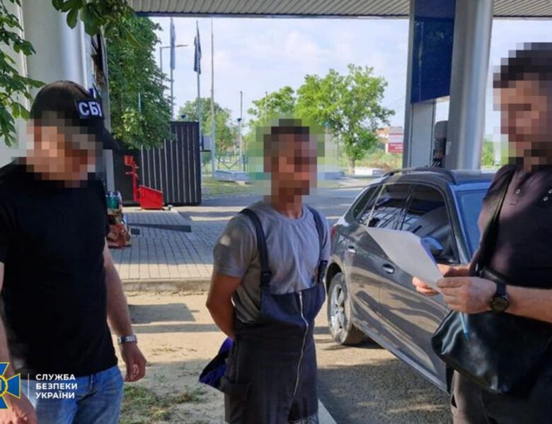 Затримано 14 організаторів схем для ухилянтів