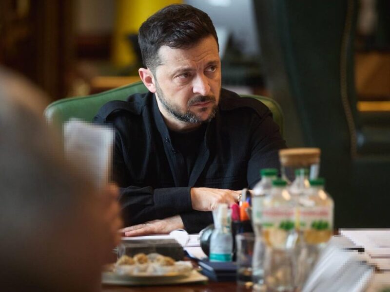 Зеленський дав доручення щодо санкцій проти Росії