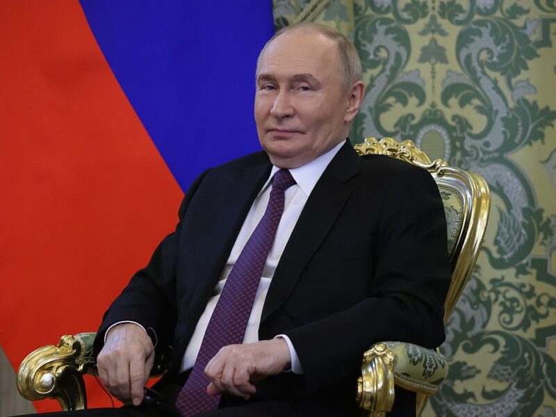 Зеленський назвав фактори, які допомагають Путіну