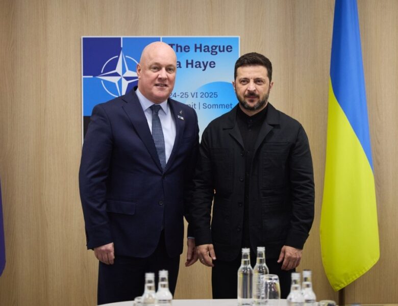 Зеленський обговорив з прем’єром Нової Зеландії боротьбу з “шахедами”