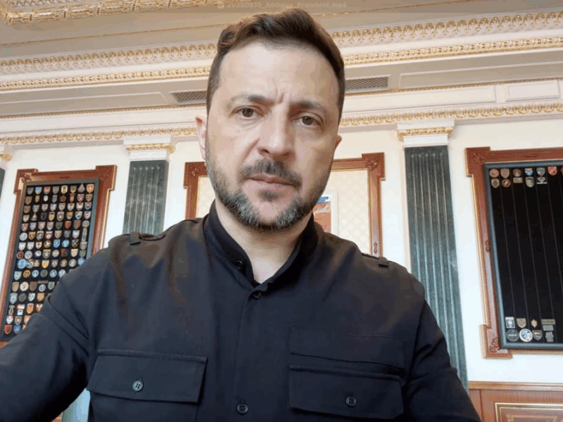 Зеленський про РФ: біснуваті з “шахедами” і червоною кнопкою