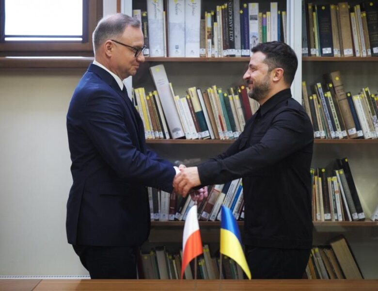 Зеленський зустрівся з Дудою у Вільнюсі