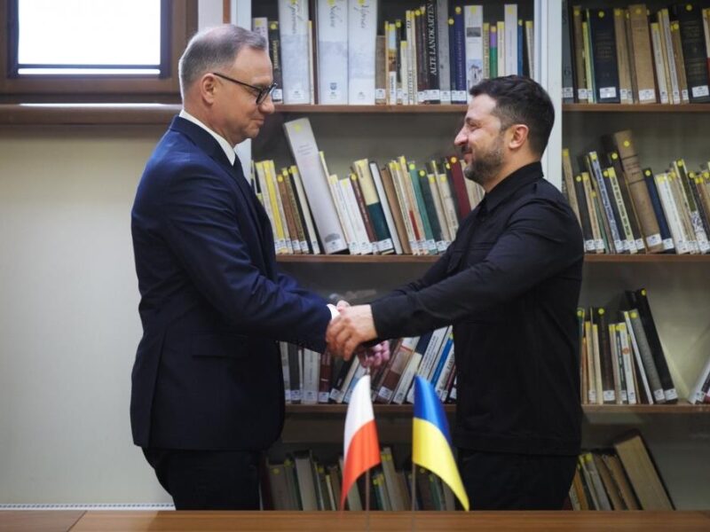 Зеленський зустрівся з Дудою у Вільнюсі