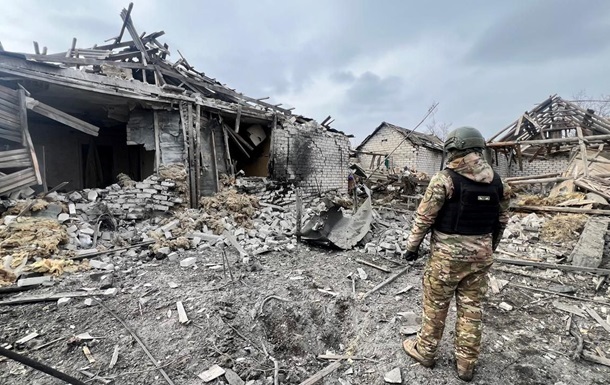 ЗСУ: Росіяни намагаються оточити Костянтинівку