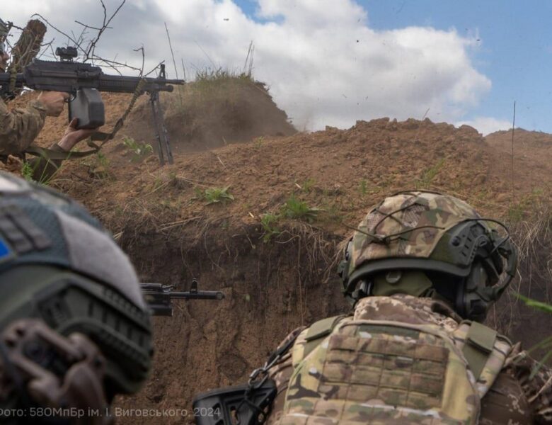 ЗСУ ведуть бої з армією РФ на 10 напрямках
