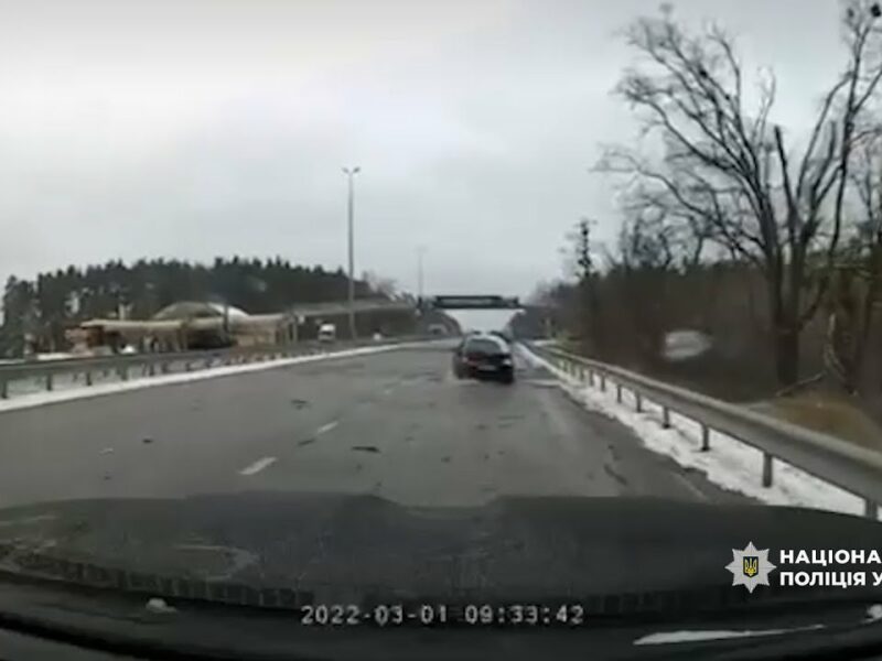 Віддав наказ розстріляти автомобілі з цивільними: поліцейські встановили російського командира зс рф