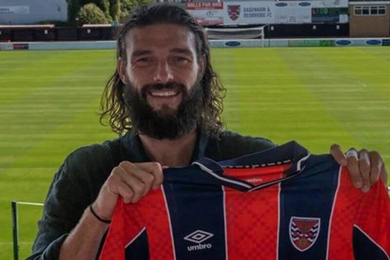 36-річний форвард повернувся грати в Англію в шостий дивізіон