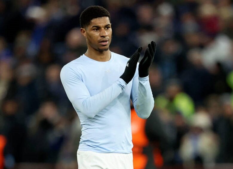 Барселона завершує підписання форварда