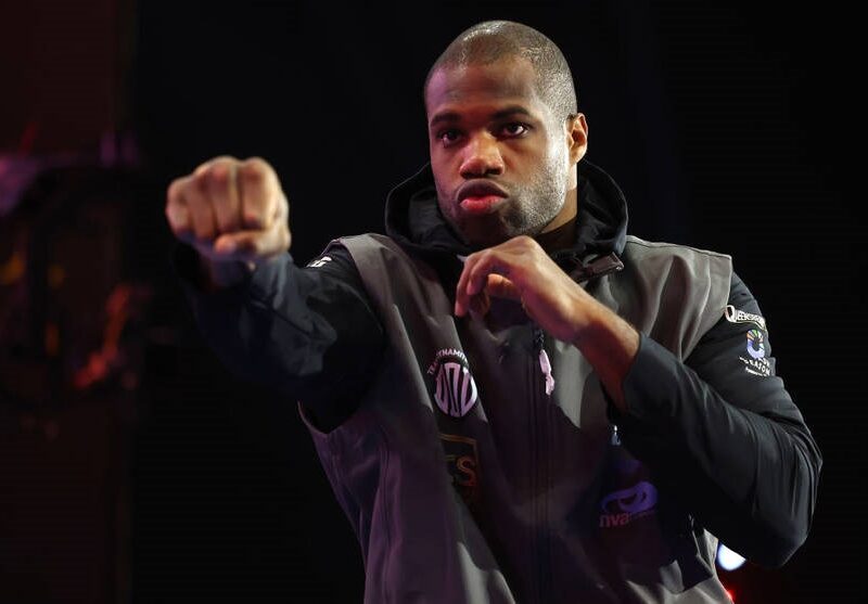 Біцепси-трицепси Дюбуа заслуговують на увагу: боксер виклав фото в мережі