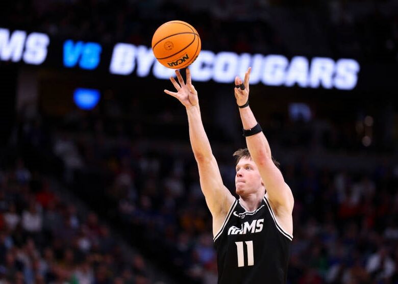 Бостон підсилився українцем: Шульга підписав двосторонній контракт