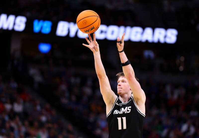 Бостон підсилився українцем: Шульга підписав двосторонній контракт