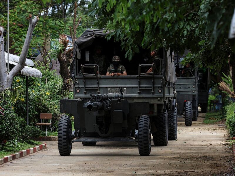 Бойові дії між Таїландом та Камбоджею тривають другий день поспіль