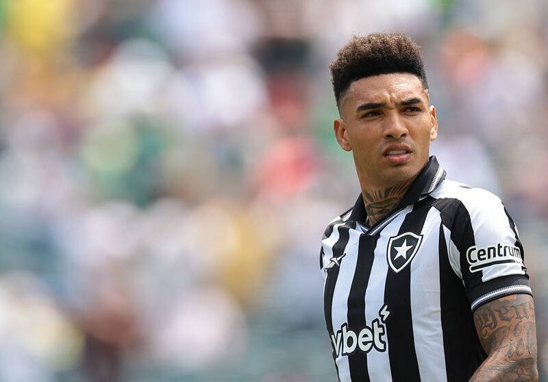 Бразильський форвард переходить до сенсаційного клубу АПЛ