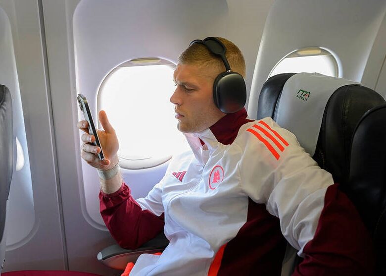 Довбик сподівається отримати символічний номер у Ромі