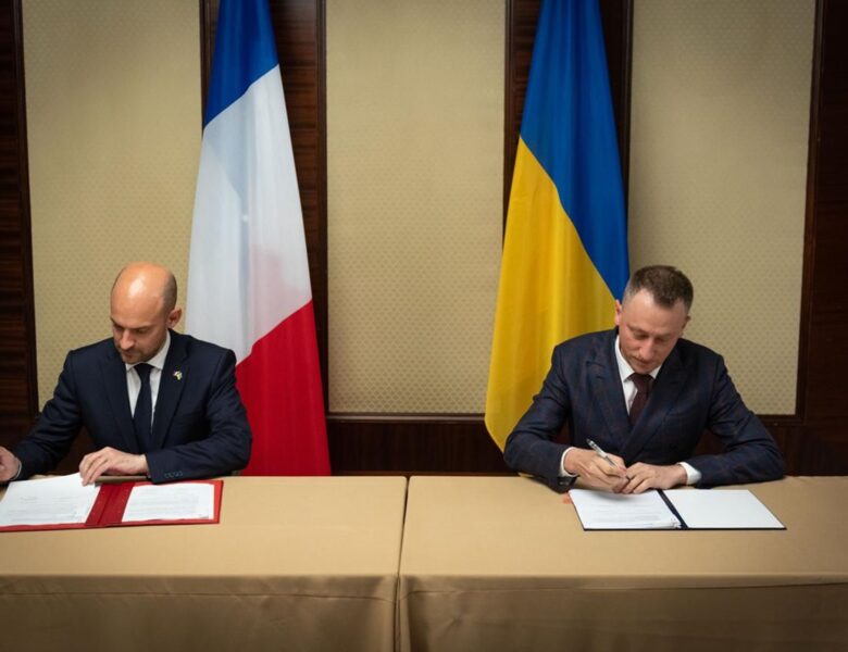 Франція та Україна спільно створять фонд на €200 млн