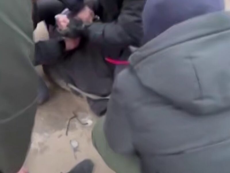 ФСБ затримала дев’ятьох росіян, що “закликали до вбивства силовиків”