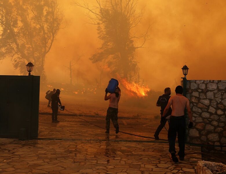 Греція запросила допомогу у ліквідації масштабних пожеж