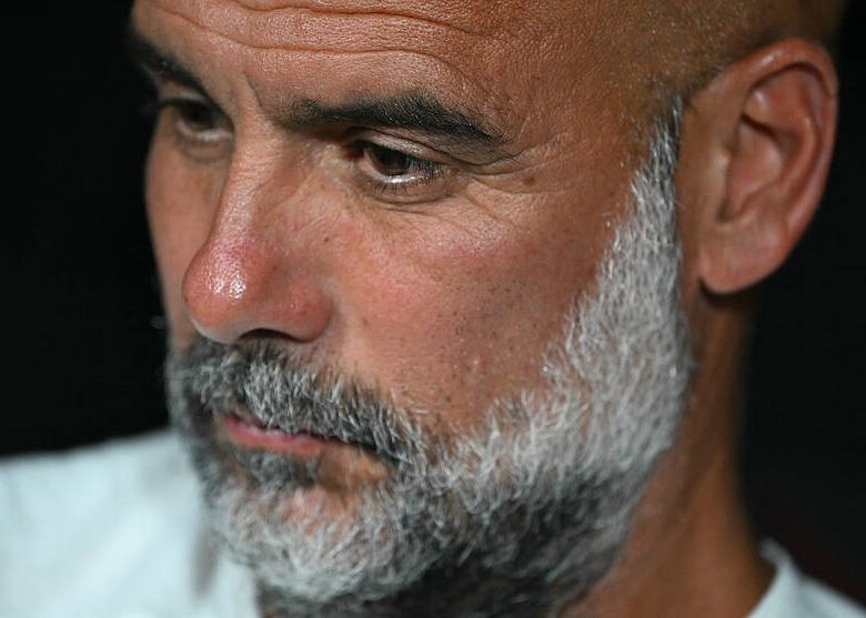 Гвардіола тепер без бороди, але з вусами