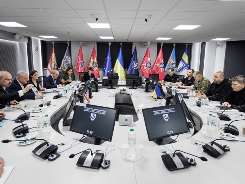 Келлог заслухав доповіді Буданова і Сирського