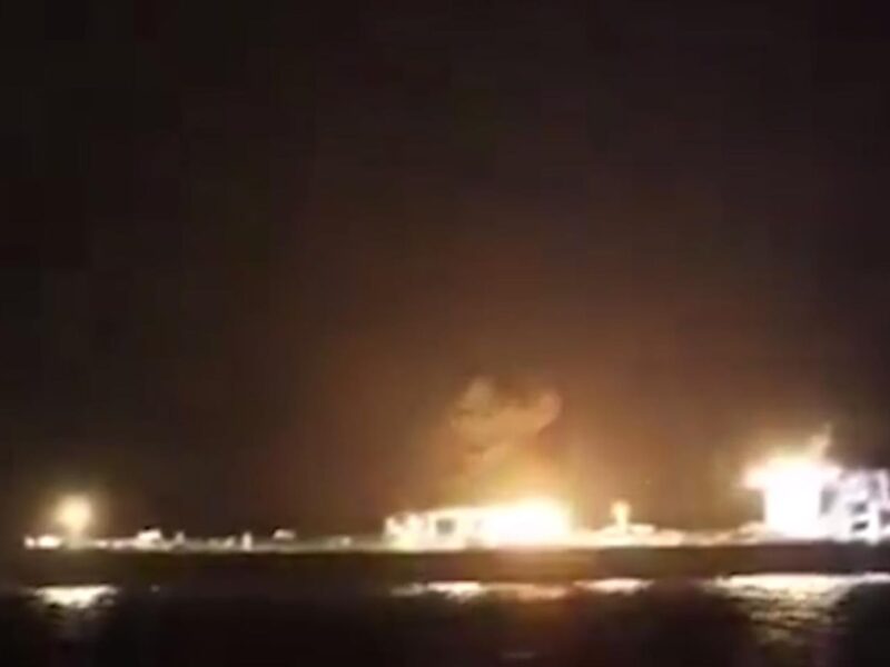 Хусити потопили балкер у Червоному морі