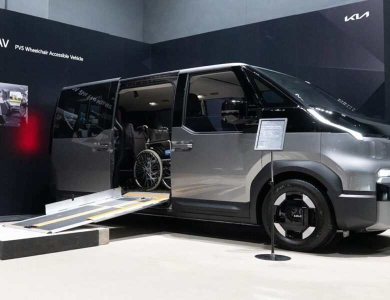 Kia розкрила деталі модульної електровантажівки PV5