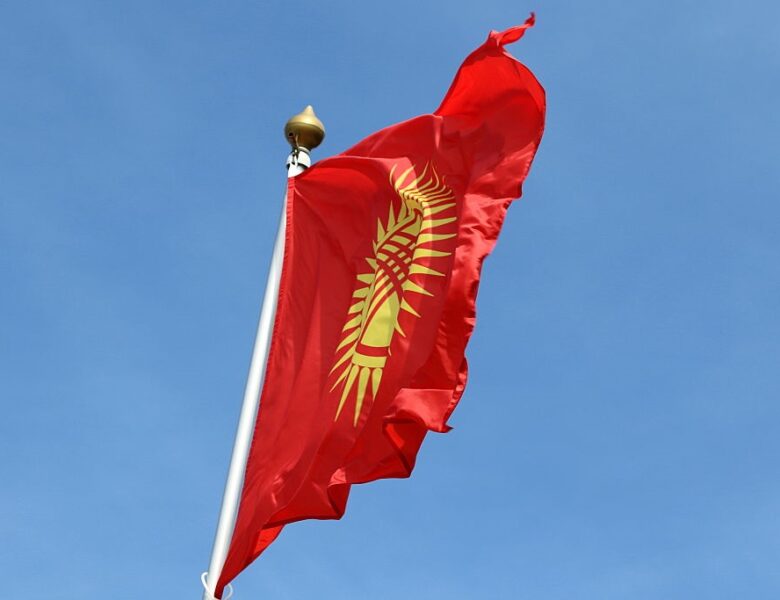 Киргизстан блокує розрахунки з РФ через санкції США