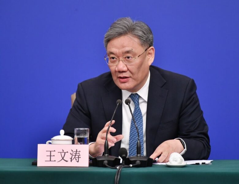 Китай розкритикував ЄС через санкції за підтримку Росії