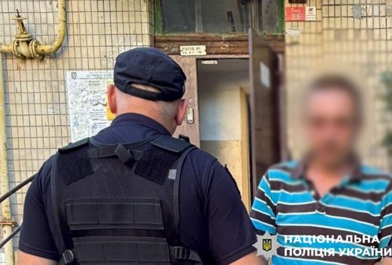 Киянину загрожує до п’яти років за запуск феєрверків з балкона