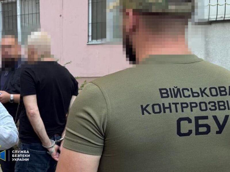 Командири батальйону на Одещині розікрали майже 100 млн