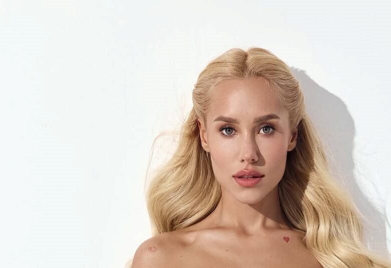 Лідер Динамо підтвердив роман з відомою блогеркою і привітав її зі святом