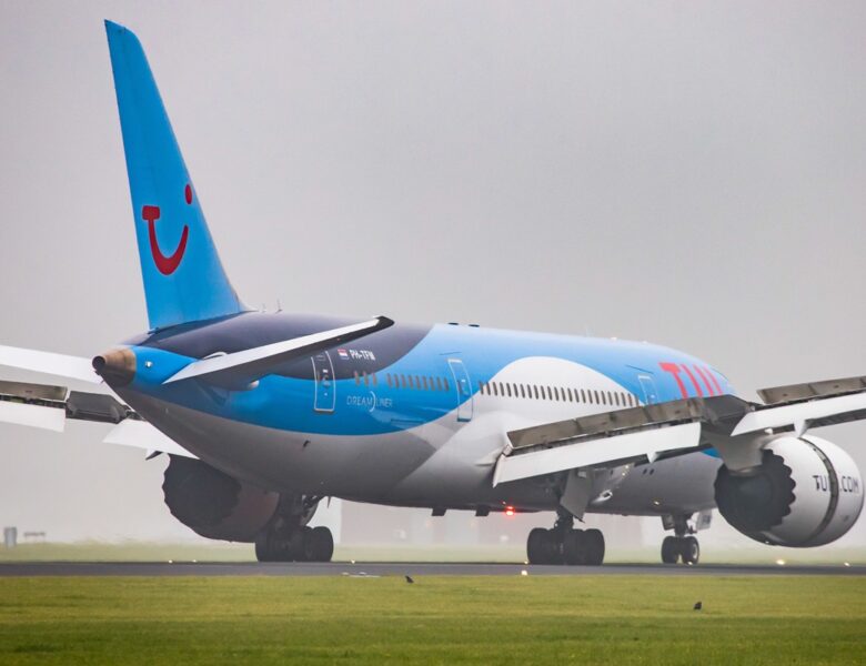 Літак із Мексики до Британії екстрено сів у США через двох пасажирів