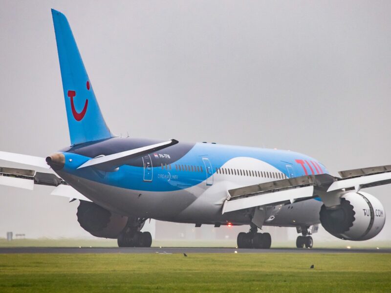 Літак із Мексики до Британії екстрено сів у США через двох пасажирів