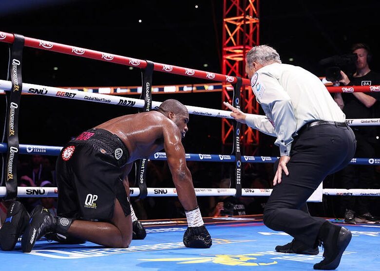 Маккензі залишився розчарованим діями Дюбуа у бою з українським чемпіоном