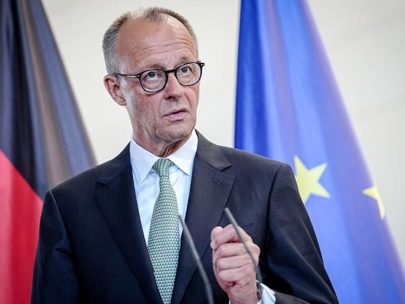 Мерц зробив заяву про завершення війни в Україні