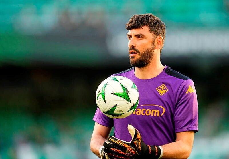 Мілан змінює голкіпера: заміна знайшлася швидко