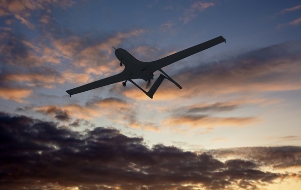 Москві і низка міст РФ відбиваються від БПЛА