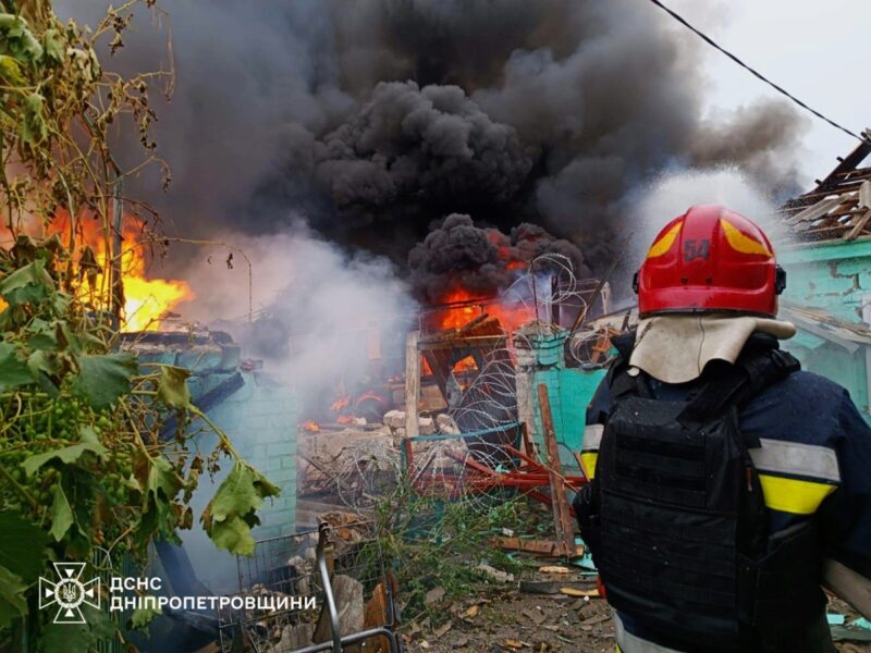 На Дніпропетровщині постраждали 11 осіб через удар РФ