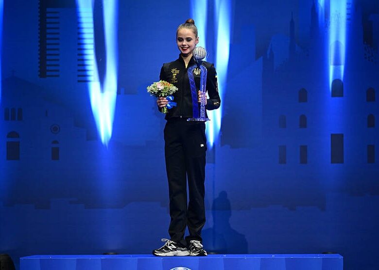 На етапі Кубка виклику світу в Онофрійчук золото у вправах із булавою