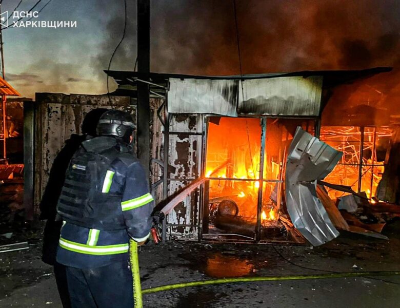На Харківщині загорівся ринок через атаку дронів