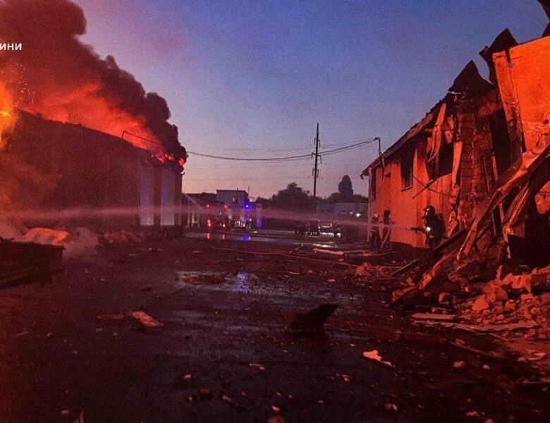 На Київщині пошкоджені будинки, є поранені