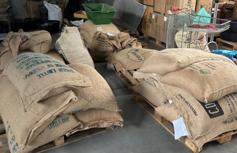 На Київщині викрили підпільне виробництво кави