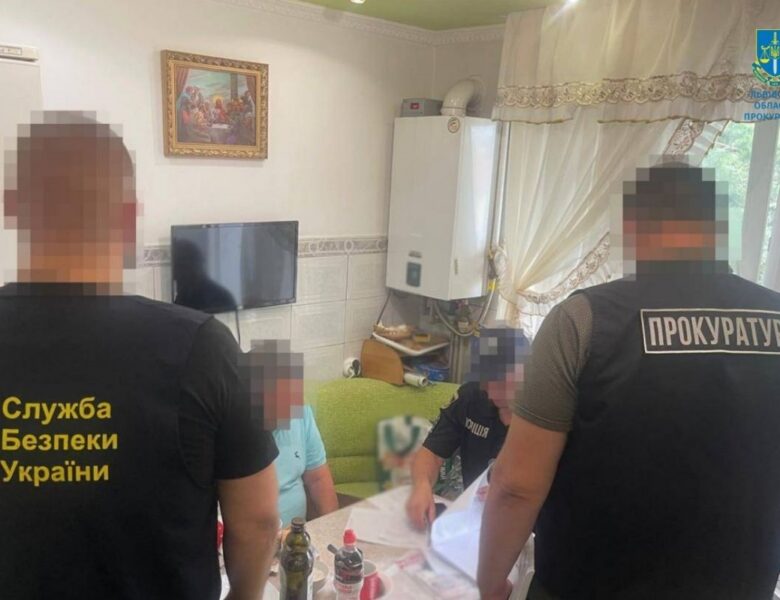 На Львівщині посадовиця РДА привласнила понад 2 млн грн