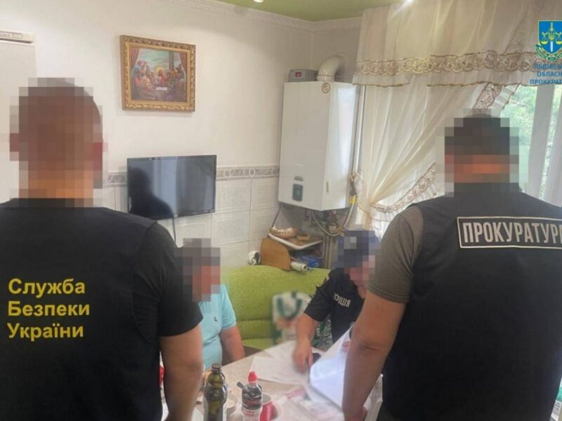 На Львівщині посадовиця РДА привласнила понад 2 млн грн